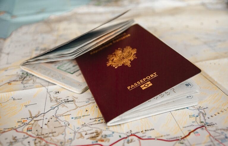 residency vs citizenship